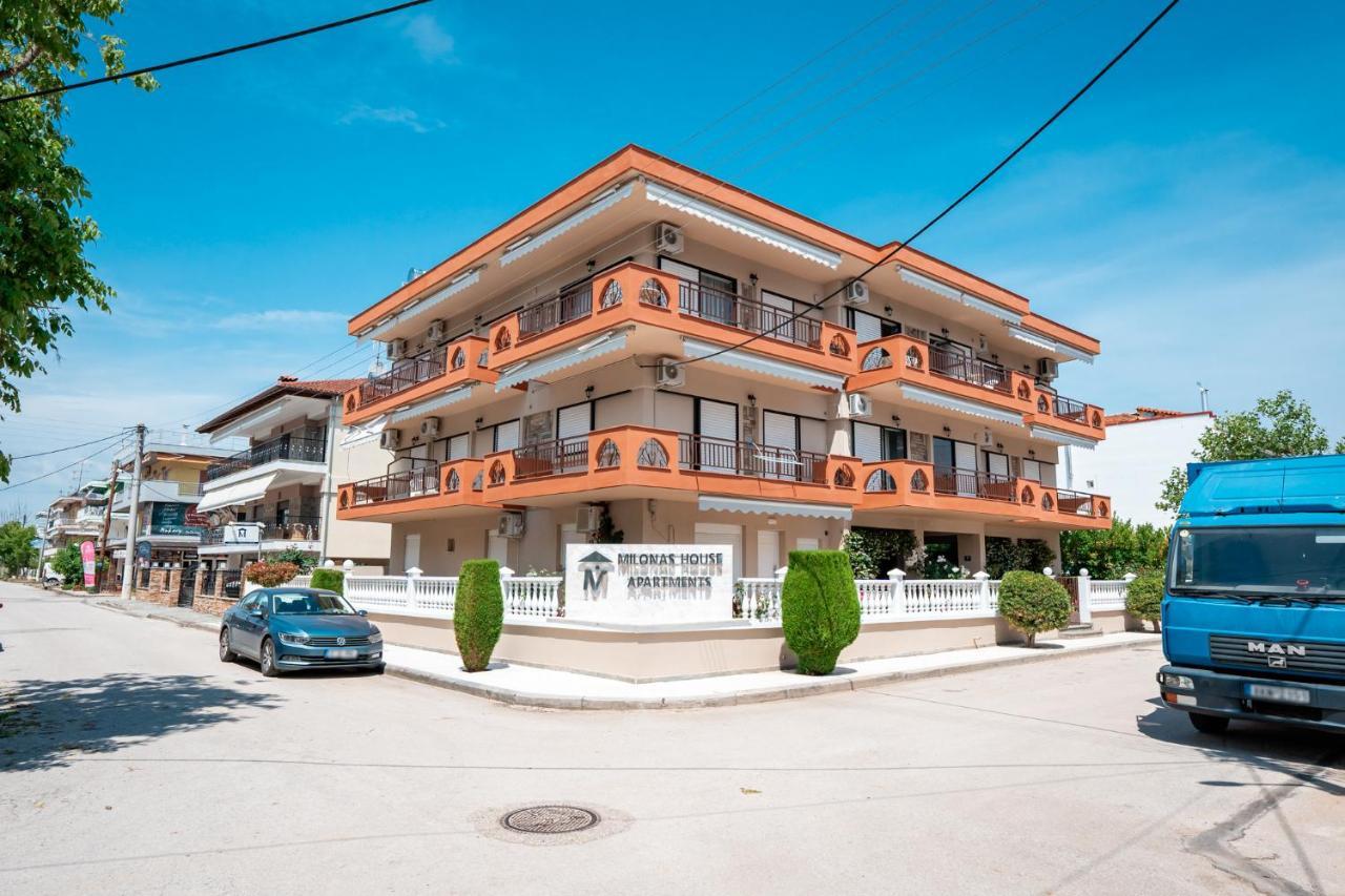 Milonas House Apartments Паралия Дионисиу Екстериор снимка