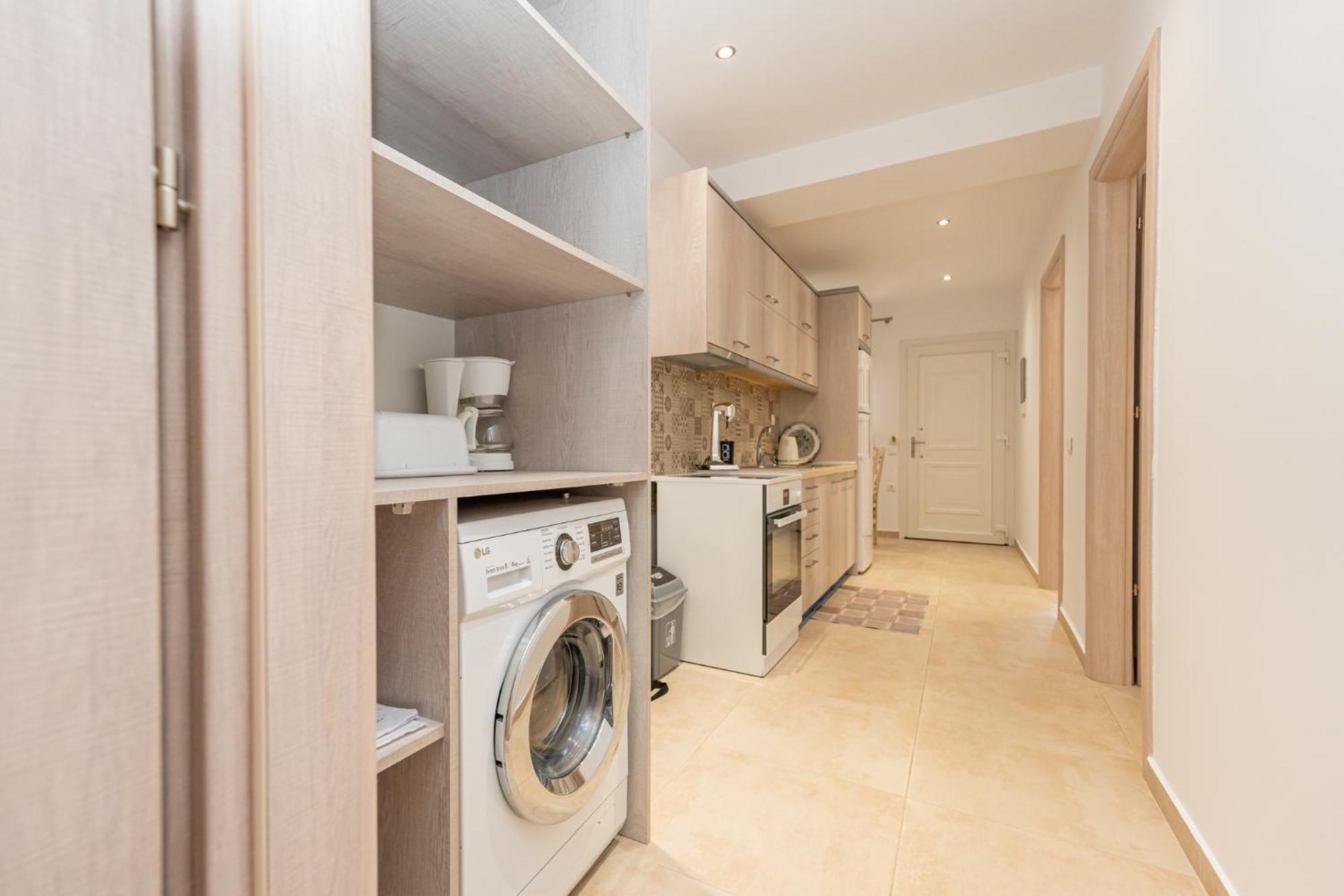Milonas House Apartments Паралия Дионисиу Екстериор снимка
