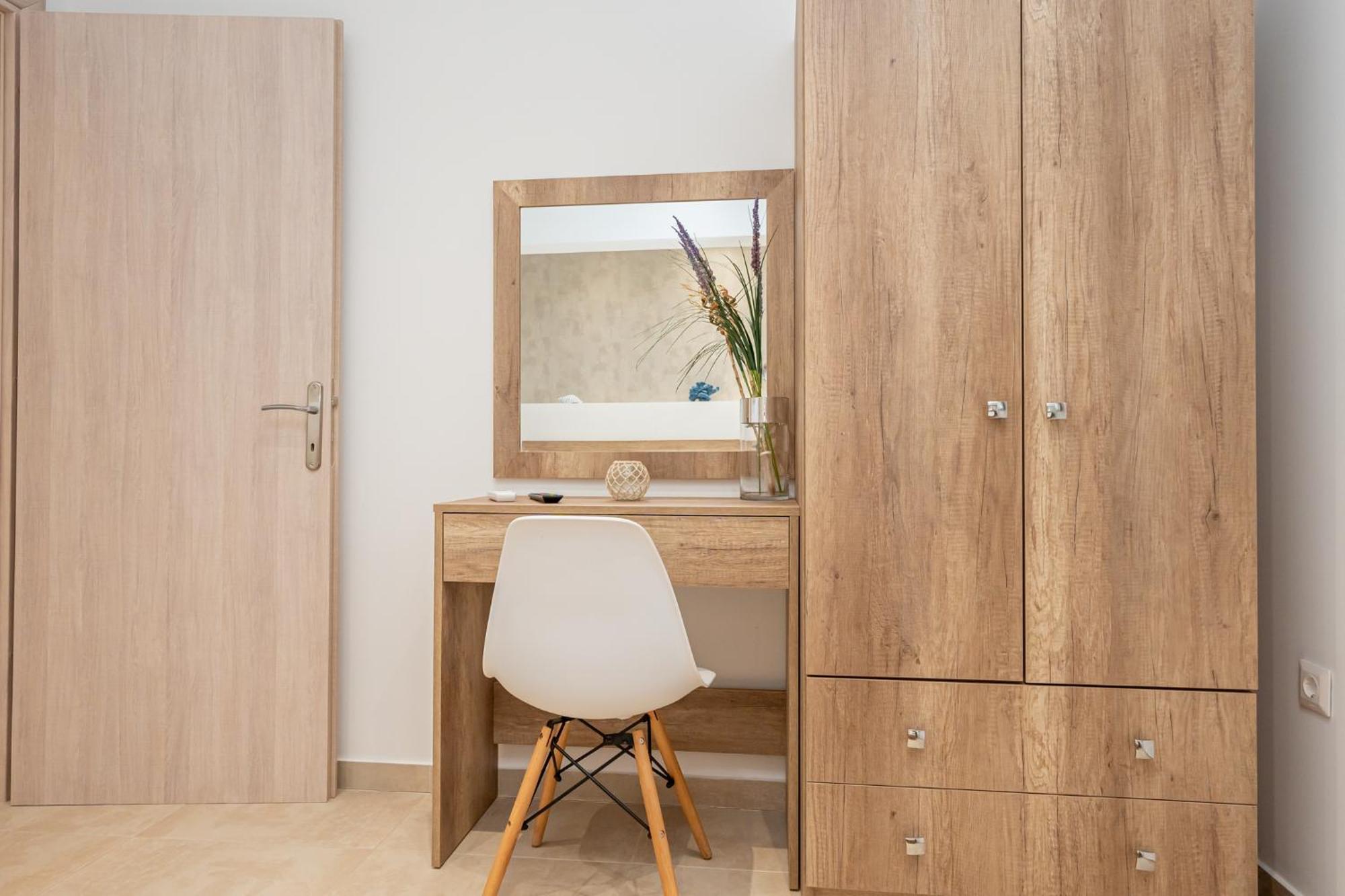 Milonas House Apartments Паралия Дионисиу Екстериор снимка